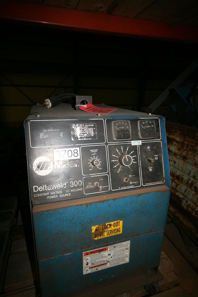 Miller Deltaweld 300 Welder