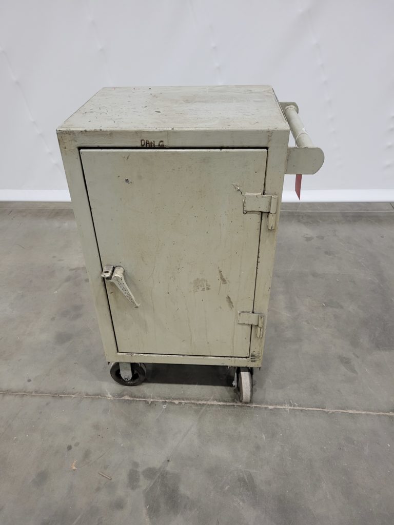 Stronghold 20″ x 24″ x 44″ Heavy Duty Rolling Tool Cabinet