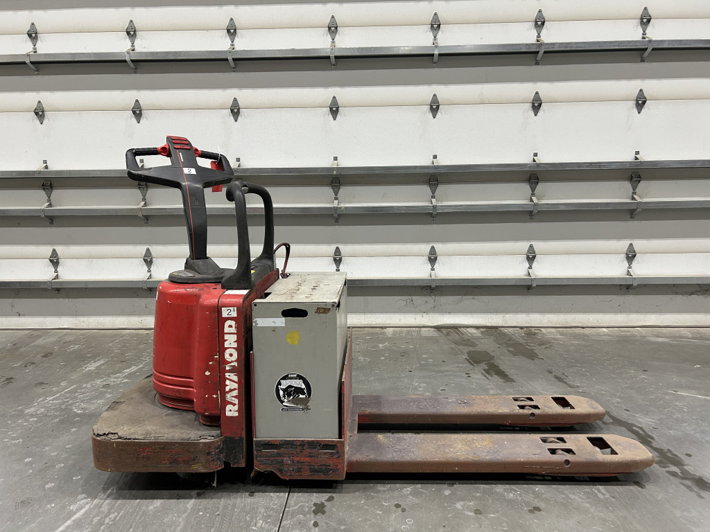 Raymond Electric Pallet Jack