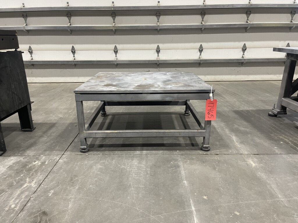 40" x 20" x 36"H Steel Welding Table